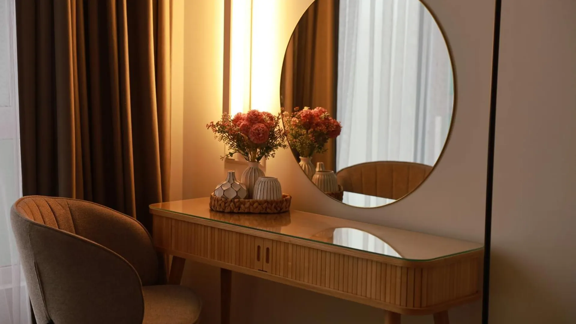 La Vista Apartment С Видом На Горы Almaty 0*,