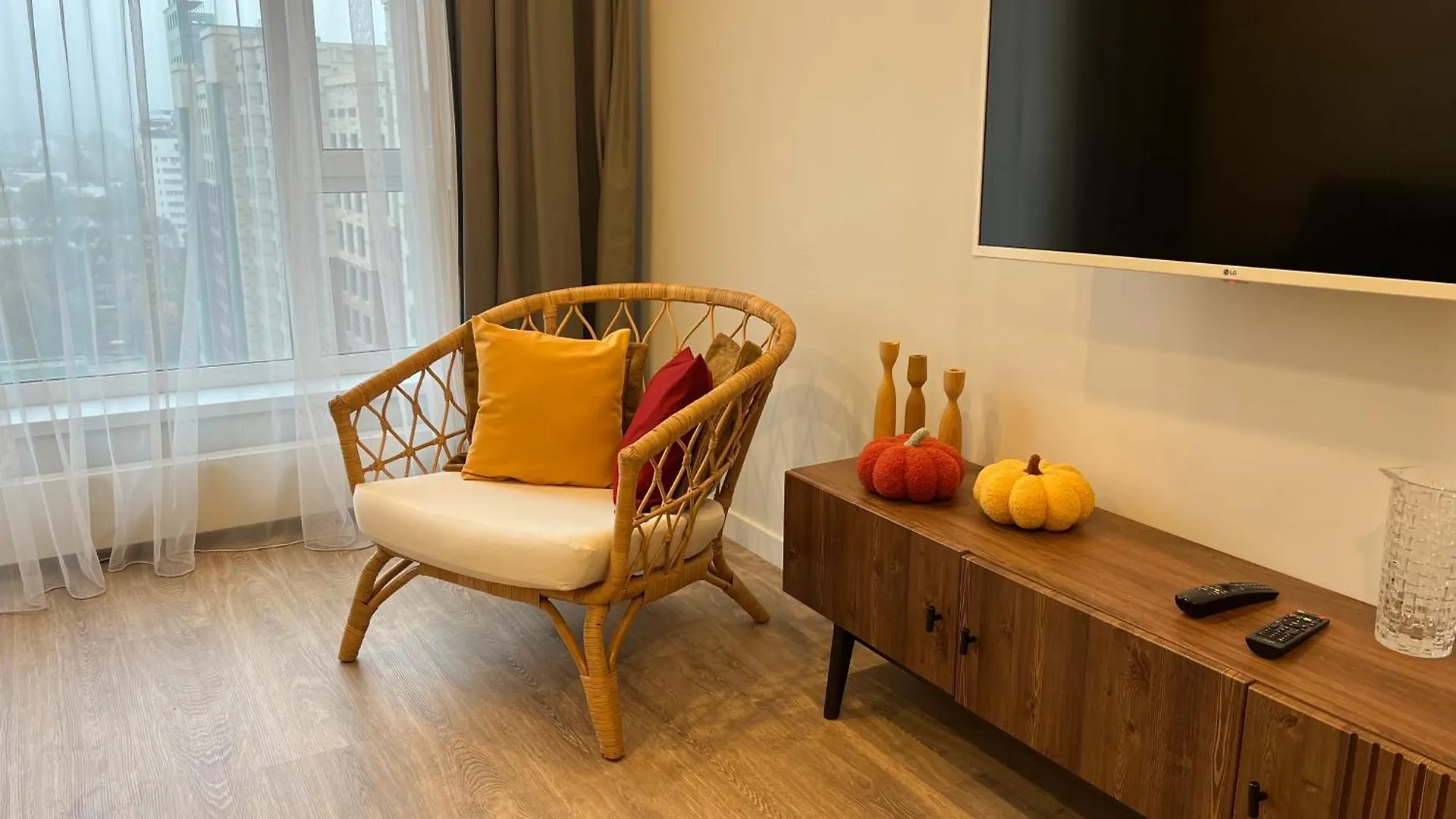 La Vista Apartment С Видом На Горы Almaty